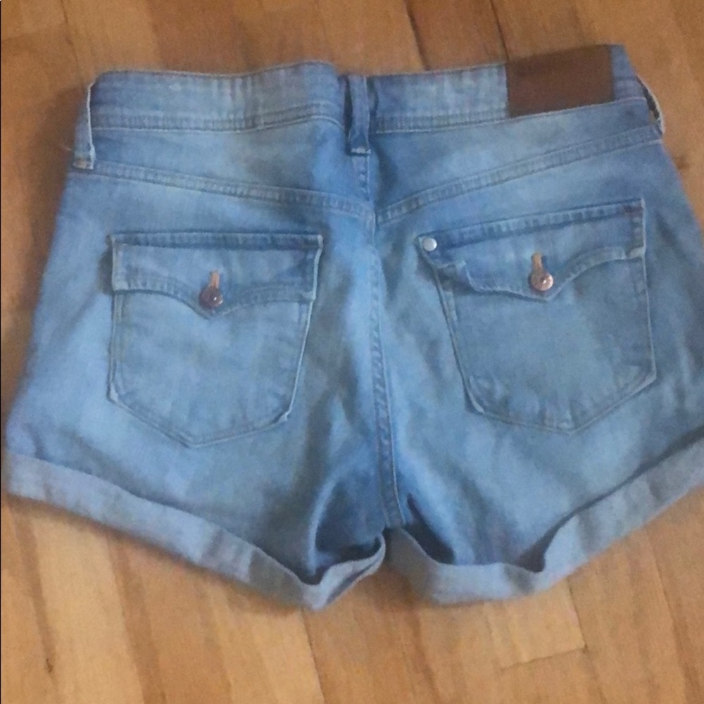 Shorts - Picture 2 of 3